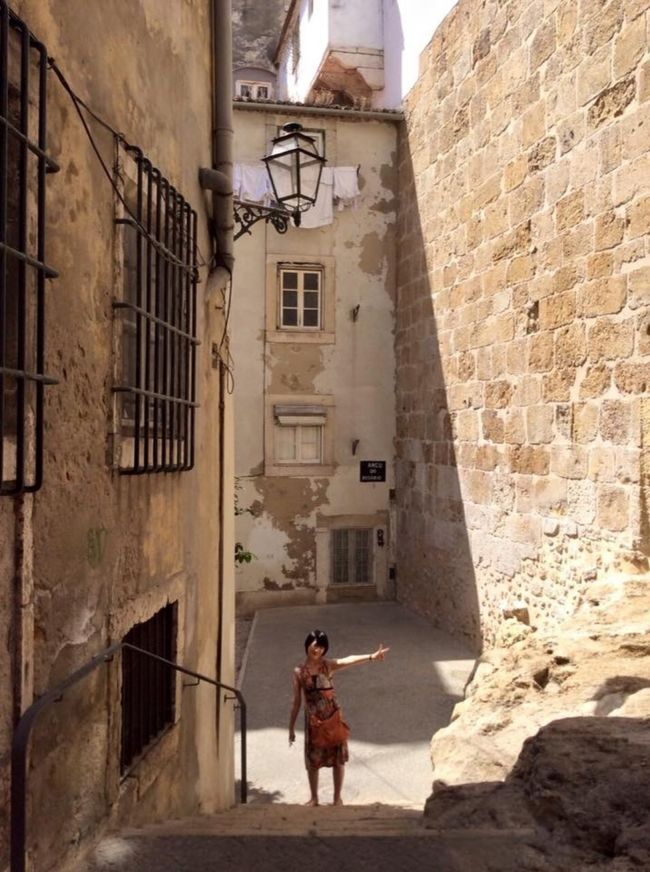 アルファマ地区<br />モロッコのブージュルードみたいな雰囲気。