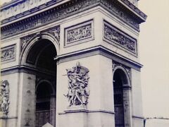 ■パリ：Arc de triomphe de l' Étoile（凱旋門）