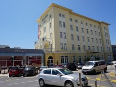 グランド ホテル パラッツォ
半島の先端にあるホテルで、海に面したレストランがありました。