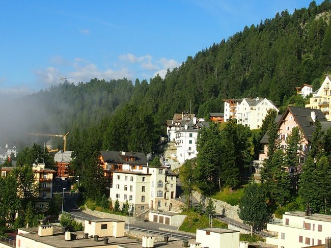 霧が晴れて今日もいい天気のようです。