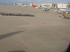 結局、30分遅れで那覇空港に到着しました。