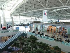 仁川国際空港

大きな空港です。