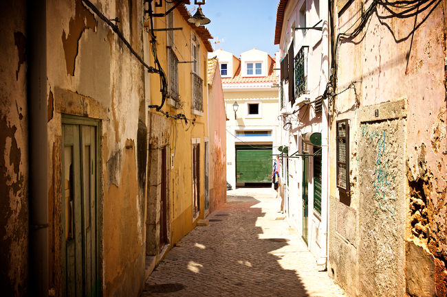 セトゥーバルの街角