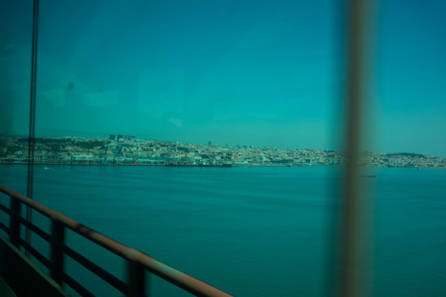 バスで4月25日橋を渡って帰ります