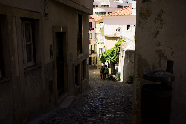 やはり日陰は涼しく。。<br />これが大阪との決定的な違いです。<br />湿度が低い