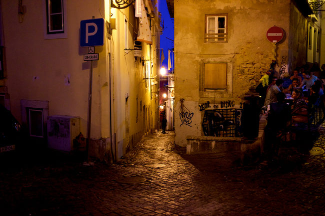 夜の盛り上がり感がただよってきます。<br />さぁ