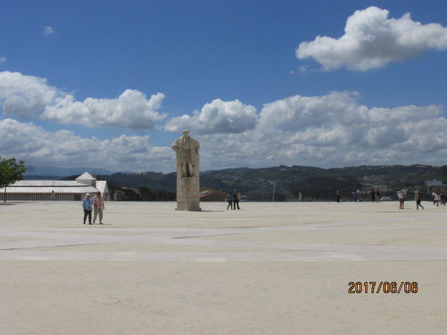 随分と広大なキャンパスだ。