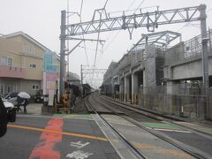 初富駅まで歩いてきました｡
下り線(京成津田沼行方向)はこの10月21日よりくぬぎ山・鎌ヶ谷大仏間が高架化されたばかり｡上り線については2019年度に高架化される予定となっています｡