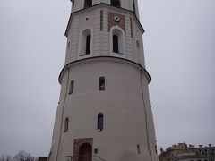 鐘楼の側にあるらしいんだけど・・・