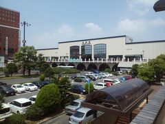 木曜の昼に、倉敷駅に到着。