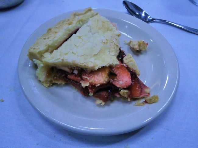 デザートに選んだのはパイ、生地が不味い