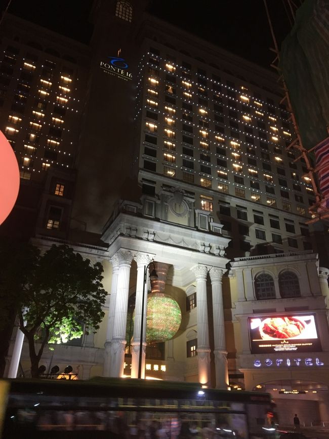 ポンテ16まで戻り、すぐ横にある小さい広場に座り込みます。<br /><br />隣にコンビニがあってまたまたマカオ最後の夜に乾杯します(^^♪