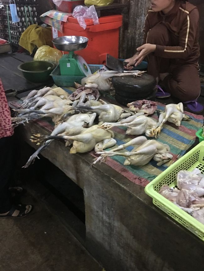 トンレサップ湖の後は、オールドマーケットへ。