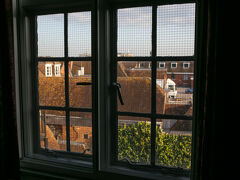 9月1日、朝です。

駐車場に8時に行かないといけないので、ジョギングはお休み。