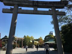 電車で森ノ宮まで出て、大阪城公園へ。まずは豊国神社で軽くお参り。