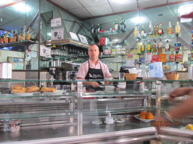 店のマスターは空手を習っていて、日本びいきだ。