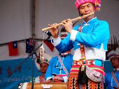 Taiwan Festival @ Chatswood
チャッツウッドはシドニー北部のアジア人が多い町。台湾というと中華系かと思いますが、少数民族も多く中華系とは違う独特の文化を持っています。顔つきも南方系の感じです。