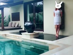 こちらがUluwatuで購入したワンピース(*´꒳`*)

お腹と足の部分がレースになっていて涼しげ！