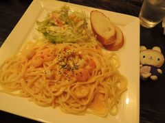 2Fのアンベールっていう珈琲喫茶で、
海老と貝柱のクリーム生パスタ(^^)♪