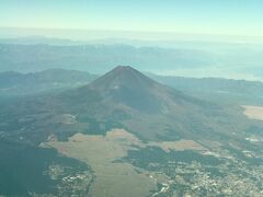 富士山
雪は、まだのようです。