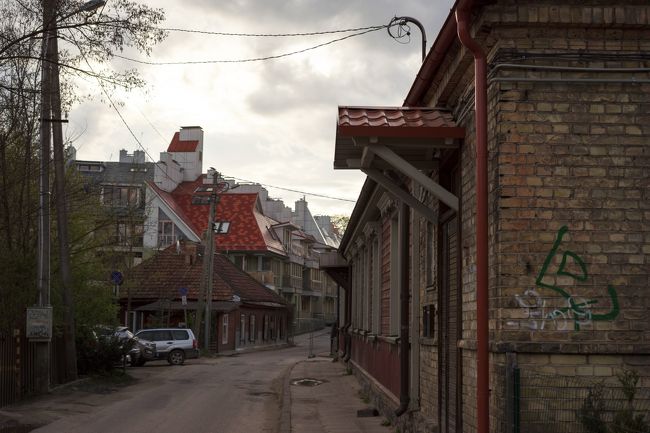 少し奥まった地域にいくと古い町並み<br />が続きます。のんびりした時間が流れます。<br />がっ！！しかし