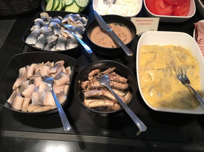 もちろん酢漬けニシンも。<br />種類が豊富です。