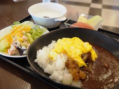 2017年11月3日

京急EXインは全員朝食付き。
でも食べる時間なし。残念。

朝ごはんはいつものJALのラウンジで朝カレー。
これを頂くと「出発するぞー」気分が盛り上がるから不思議。