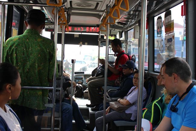 バスはいったって長閑。