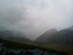 予報通りのあいにくの天気…
昨日晴れの景色見れたのが救いだなあ。