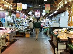 急きょ予定変更しました！駅から徒歩６分の『秋田市民市場』へ。