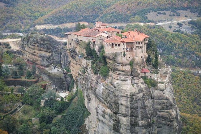 自然と文化が魅せる地 メテオラ メテオラ周辺 ギリシャ の旅行記 ブログ By Banbangy Syokoraさん フォートラベル
