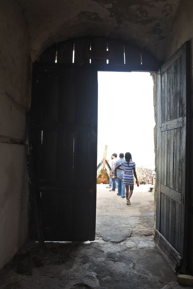 で、女性の牢屋の隣にあるのがDoor of No Returnで