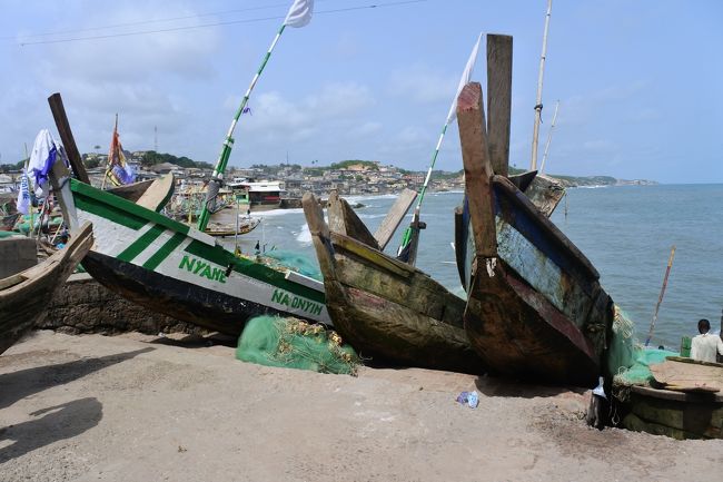 外出るとさっきのこちら。<br />１・２段ぐらいは当時のままの階段らしい。