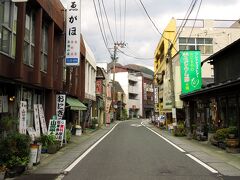 今度は鳴子温泉を楽しみます。鳴子温泉駅の近くにも多くの旅館があり、どこで入浴するか迷いましたが、東多賀の湯へ行くことにしました。