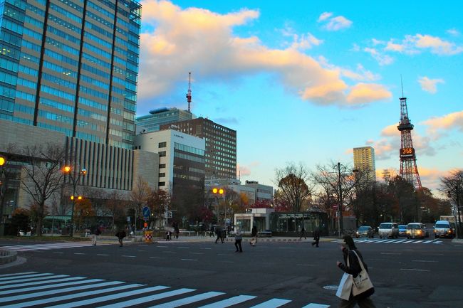 地下鉄は大通公園駅で降りて、<br />ゆっくりホテルへと戻ることにします。