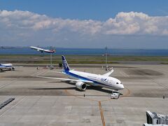 羽田空港

最近はLCCの利用が多いので成田空港のプレハブw第3ターミナルばっか…

羽田空港には久しぶりに来ましたよ(^_^;)