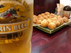 千日前から難波に移動して、お昼はビールで乾杯♪