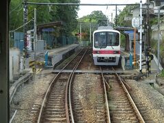 樫山駅。
さっき三木駅まで乗っていた電車が折返してきた。