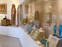 【なんと、ブラジルのクリチバに、「エジプト博物館」....】

エジプトからのブラジル移民の大金持ちの娯楽なのか......結局、資金の出元は....良く解からず......