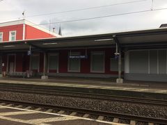 到着したのはBingen(Rhein) Stadt駅でした。
Bingen Hbfではない！
