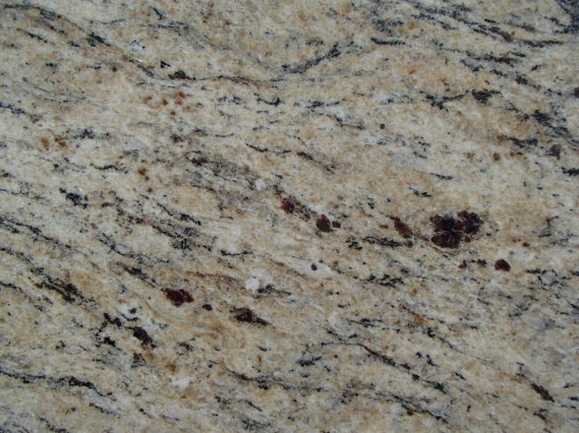 父は、地質学専門なので、やたらとビルや公園に使われている岩や石に興味深々。