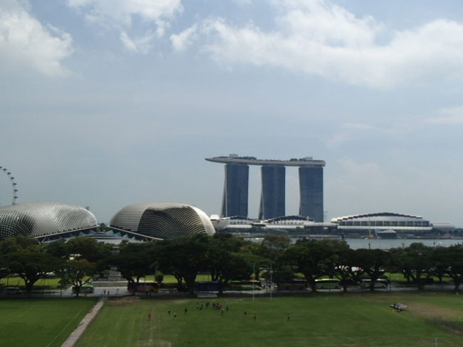 ナショナルギャラリーの６階展望台からは絶景が！！夜のショーも見えるでしょうね。