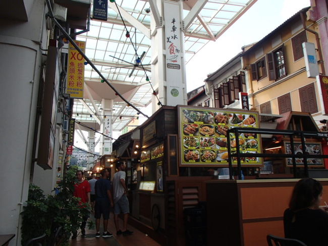 これがチャイナタウンの屋台。