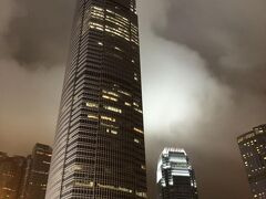 IFCの香港で一番高いビル。
88階建てだそうです。