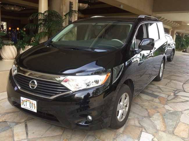 夕方からダラーレンタカーでミニバン借りました。こちらもリクエストでキレイな日産クエストにしてくれるようにお願いしてたらほとんど新車の車を用意してくれてました(^^)。