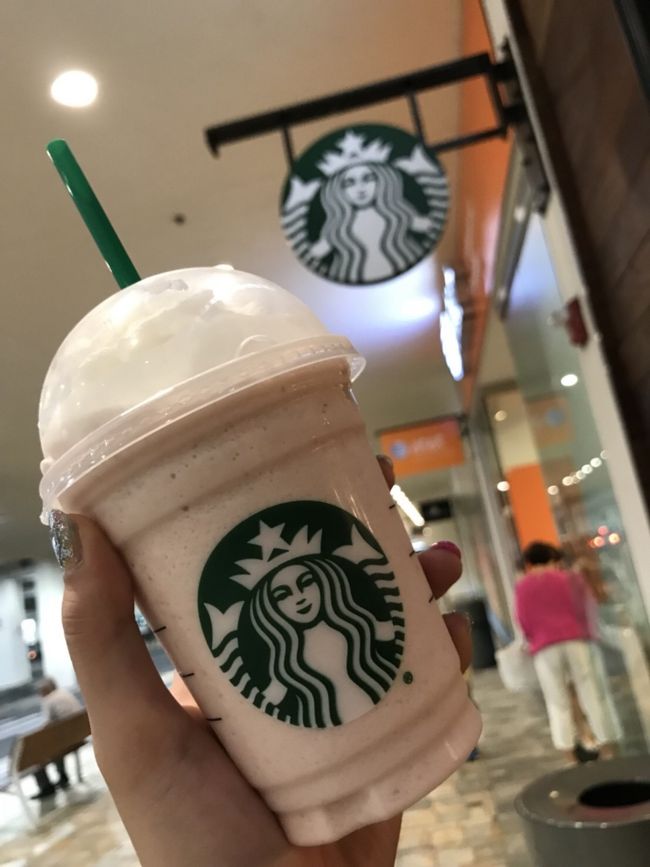 娘のリクエストでスタバ(^^;; 万国共通です。