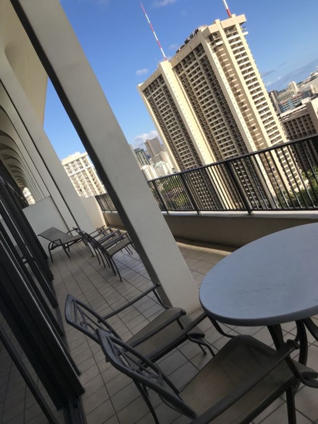 ベランダも3ベッドルームペントは広々してます。