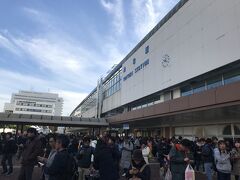 13時半頃、鳥取駅前のジムでレイド「エンテイ」出現、今日1番全国のポケモンハンターが集結している場所ということもあり、お祭り騒ぎ。見事ゲット出来ました。