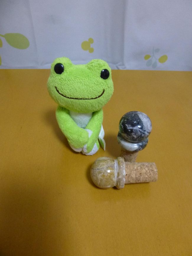 大理石のワイン栓<br /><br />お手頃（@3.50eur）でかわいい