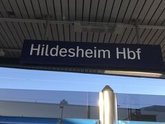 ゴスラーから電車に乗り３０分ほどでヒルデスハイムに到着です。